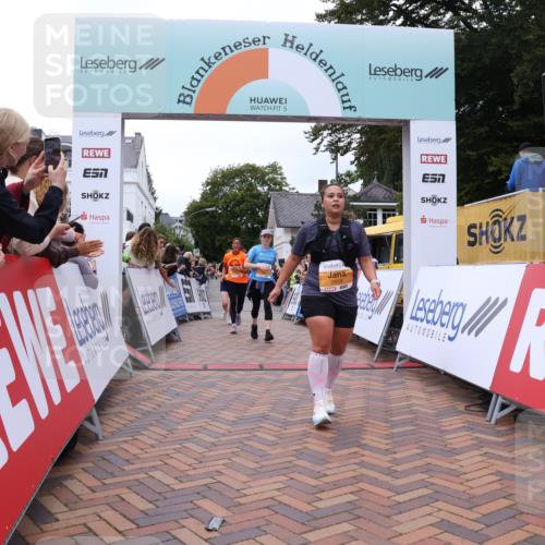 30.08.2026 - Blankeneser Heldenlauf Lena Gebhardt http://msf.ph/oto/10057137 30.08.2026 12:15:32 Ziel 2629, 2634, 2809, 2906, 4264, 4352, 4363 meine-sportfotos.de