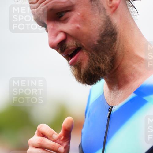 30.08.2026 - Elbe Triathlon Hamburg LAZAROV Photography http://msf.ph/oto/10057155 30.08.2026 11:17:02 Ziel 435, 451, 526, 631, 997, 1004, 1028 meine-sportfotos.de