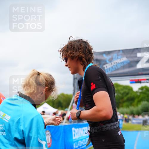 30.08.2026 - Elbe Triathlon Hamburg LAZAROV Photography http://msf.ph/oto/10057206 30.08.2026 11:17:26 Ziel  meine-sportfotos.de