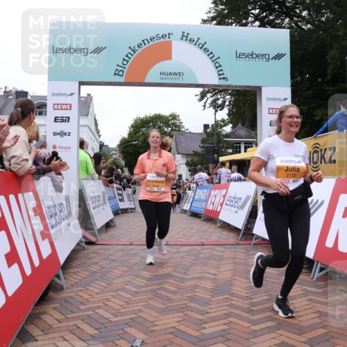 30.08.2026 - Blankeneser Heldenlauf Lena Gebhardt http://msf.ph/oto/10057261 30.08.2026 12:16:11 Ziel 2133, 2290, 2606, 2898 meine-sportfotos.de