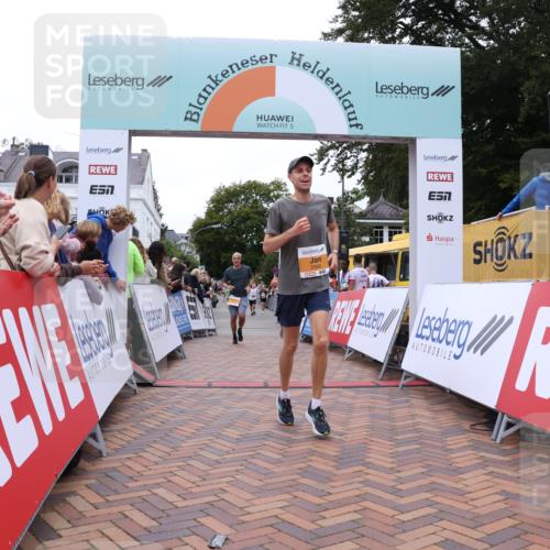 30.08.2026 - Blankeneser Heldenlauf Lena Gebhardt http://msf.ph/oto/10057275 30.08.2026 12:16:14 Ziel 2133, 2290, 2418, 2606, 2791, 2898 meine-sportfotos.de