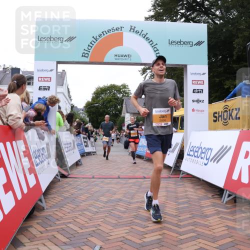 30.08.2026 - Blankeneser Heldenlauf Lena Gebhardt http://msf.ph/oto/10057279 30.08.2026 12:16:14 Ziel 2133, 2290, 2418, 2606, 2791, 2898 meine-sportfotos.de