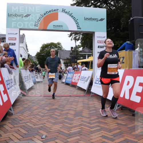 30.08.2026 - Blankeneser Heldenlauf Lena Gebhardt http://msf.ph/oto/10057289 30.08.2026 12:16:17 Ziel 2133, 2290, 2418, 2791, 2898 meine-sportfotos.de