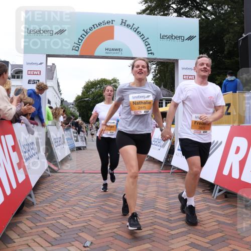 30.08.2026 - Blankeneser Heldenlauf Lena Gebhardt http://msf.ph/oto/10057325 30.08.2026 12:16:25 Ziel 2098, 2445, 2539, 2672, 2791, 4267 meine-sportfotos.de