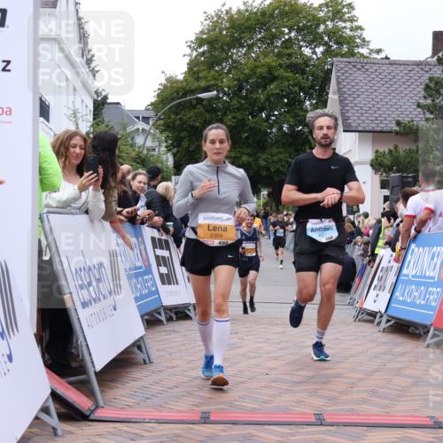 30.08.2026 - Blankeneser Heldenlauf Lena Gebhardt http://msf.ph/oto/10057359 30.08.2026 12:16:37 Ziel 2309, 4182, 4451 meine-sportfotos.de