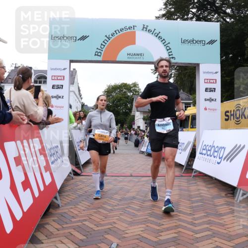 30.08.2026 - Blankeneser Heldenlauf Lena Gebhardt http://msf.ph/oto/10057370 30.08.2026 12:16:39 Ziel 2268, 2309, 4182, 4451 meine-sportfotos.de