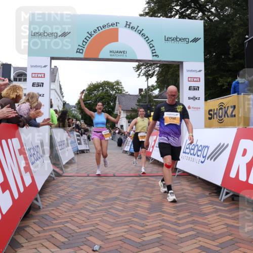 30.08.2026 - Blankeneser Heldenlauf Lena Gebhardt http://msf.ph/oto/10057437 30.08.2026 12:17:00 Ziel 2495, 2742, 2747, 4080 meine-sportfotos.de