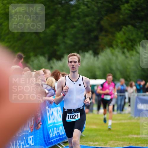 30.08.2026 - Elbe Triathlon Hamburg LAZAROV Photography http://msf.ph/oto/10057513 30.08.2026 11:19:57 Ziel 572, 1071 meine-sportfotos.de