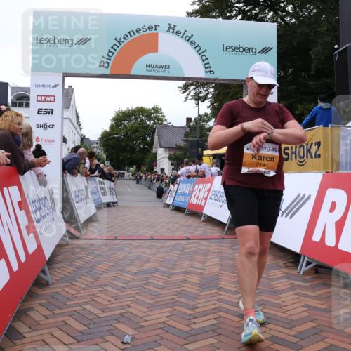 30.08.2026 - Blankeneser Heldenlauf Lena Gebhardt http://msf.ph/oto/10057523 30.08.2026 12:17:26 Ziel 2144, 2177 meine-sportfotos.de