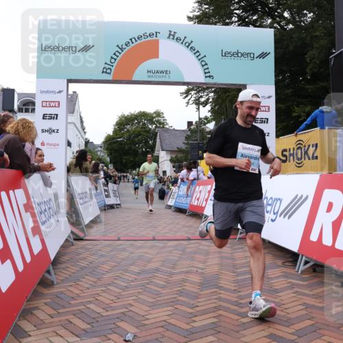 30.08.2026 - Blankeneser Heldenlauf Lena Gebhardt http://msf.ph/oto/10057540 30.08.2026 12:17:44 Ziel 4055, 4134 meine-sportfotos.de