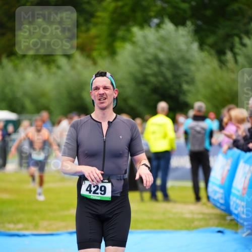 30.08.2026 - Elbe Triathlon Hamburg LAZAROV Photography http://msf.ph/oto/10057594 30.08.2026 11:20:35 Ziel 429, 491, 886, 1059, 1101 meine-sportfotos.de