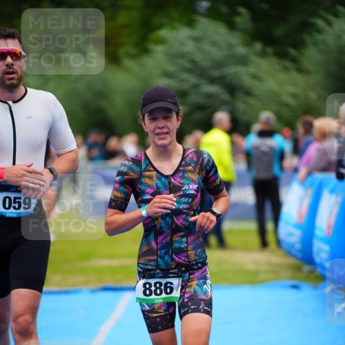 30.08.2026 - Elbe Triathlon Hamburg LAZAROV Photography http://msf.ph/oto/10057611 30.08.2026 11:20:44 Ziel 886, 1059 meine-sportfotos.de