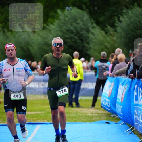 30.08.2026 - Elbe Triathlon Hamburg LAZAROV Photography http://msf.ph/oto/10057625 30.08.2026 11:20:55 Ziel 443, 735, 774, 1212, 1225 meine-sportfotos.de