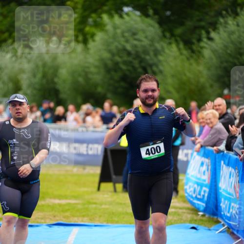 30.08.2026 - Elbe Triathlon Hamburg LAZAROV Photography http://msf.ph/oto/10057743 30.08.2026 11:21:45 Ziel 283, 400, 540, 561, 991 meine-sportfotos.de