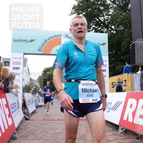 30.08.2026 - Blankeneser Heldenlauf Lena Gebhardt http://msf.ph/oto/10057788 30.08.2026 12:19:10 Ziel 2216, 2217, 2493, 4082, 4248, 4357 meine-sportfotos.de