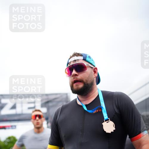 30.08.2026 - Elbe Triathlon Hamburg LAZAROV Photography http://msf.ph/oto/10057800 30.08.2026 11:22:14 Ziel  meine-sportfotos.de