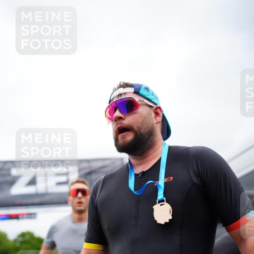 30.08.2026 - Elbe Triathlon Hamburg LAZAROV Photography http://msf.ph/oto/10057801 30.08.2026 11:22:14 Ziel  meine-sportfotos.de