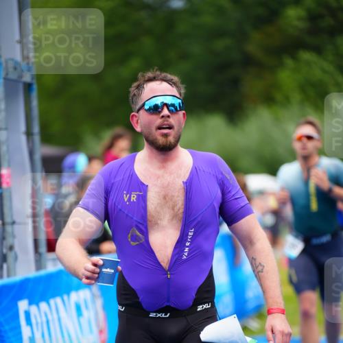 30.08.2026 - Elbe Triathlon Hamburg LAZAROV Photography http://msf.ph/oto/10057826 30.08.2026 11:22:27 Ziel 589, 1009, 1035, 1069 meine-sportfotos.de
