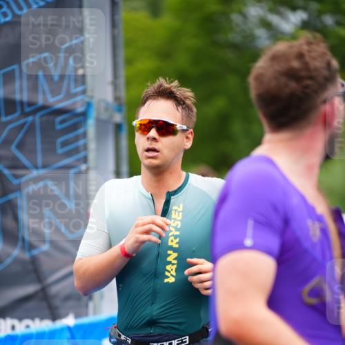 30.08.2026 - Elbe Triathlon Hamburg LAZAROV Photography http://msf.ph/oto/10057832 30.08.2026 11:22:30 Ziel 1009, 1035, 1069, 1102 meine-sportfotos.de