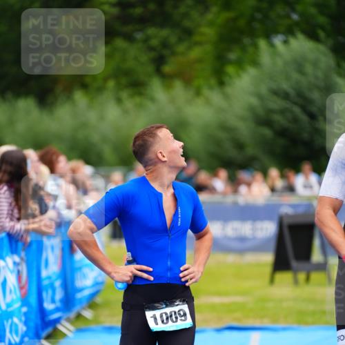 30.08.2026 - Elbe Triathlon Hamburg LAZAROV Photography http://msf.ph/oto/10057837 30.08.2026 11:22:33 Ziel 1009, 1069, 1102 meine-sportfotos.de