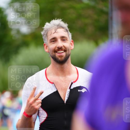 30.08.2026 - Elbe Triathlon Hamburg LAZAROV Photography http://msf.ph/oto/10057849 30.08.2026 11:22:35 Ziel 853, 1009, 1069, 1102 meine-sportfotos.de