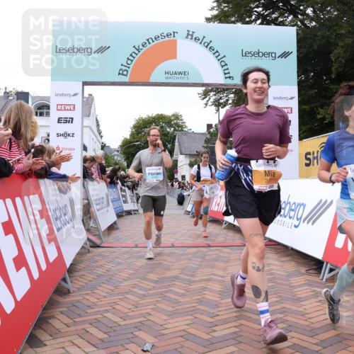 30.08.2026 - Blankeneser Heldenlauf Lena Gebhardt http://msf.ph/oto/10057881 30.08.2026 12:19:44 Ziel 2431, 2538, 4330, 4339 meine-sportfotos.de