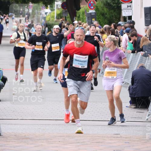 30.08.2026 - Blankeneser Heldenlauf Lena Gebhardt http://msf.ph/oto/10057898 30.08.2026 12:19:52 Ziel 2538, 4183 meine-sportfotos.de