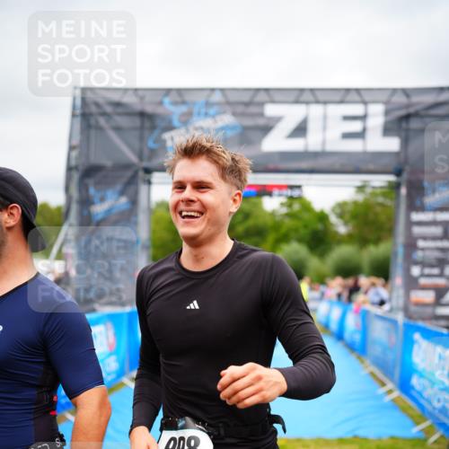 30.08.2026 - Elbe Triathlon Hamburg LAZAROV Photography http://msf.ph/oto/10057919 30.08.2026 11:23:31 Ziel 403, 404, 693, 998, 1023, 1109, 1232 meine-sportfotos.de