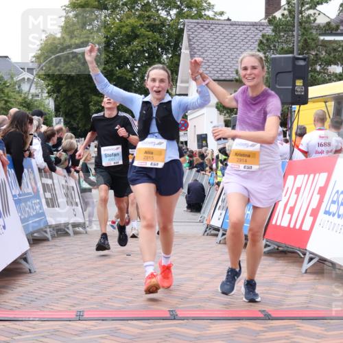 30.08.2026 - Blankeneser Heldenlauf Lena Gebhardt http://msf.ph/oto/10057921 30.08.2026 12:19:59 Ziel 2040, 2280, 2476, 2914, 2915, 4183, 4301 meine-sportfotos.de