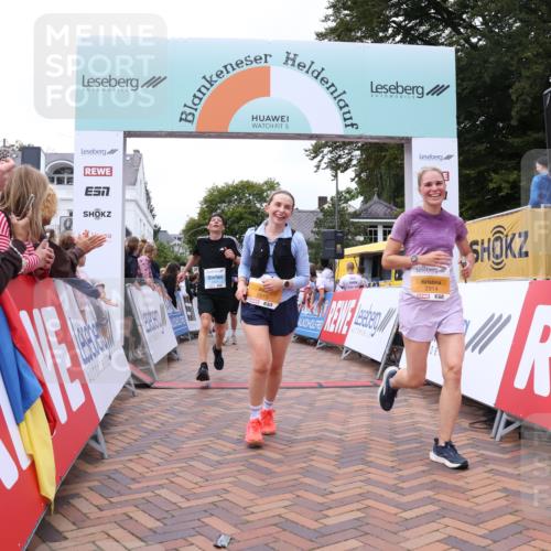 30.08.2026 - Blankeneser Heldenlauf Lena Gebhardt http://msf.ph/oto/10057932 30.08.2026 12:20:01 Ziel 2040, 2280, 2476, 2914, 2915, 4183, 4301 meine-sportfotos.de