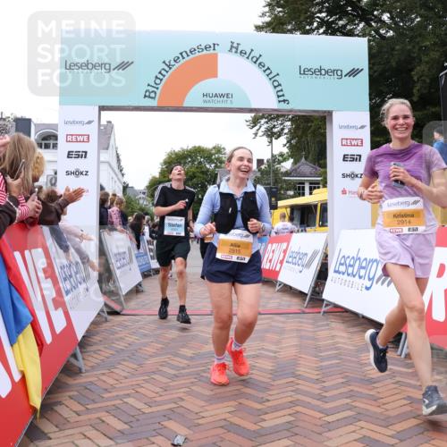 30.08.2026 - Blankeneser Heldenlauf Lena Gebhardt http://msf.ph/oto/10057936 30.08.2026 12:20:01 Ziel 2040, 2280, 2476, 2914, 2915, 4183, 4301 meine-sportfotos.de