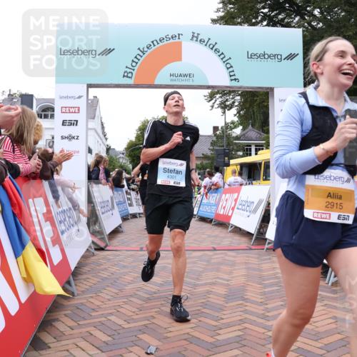 30.08.2026 - Blankeneser Heldenlauf Lena Gebhardt http://msf.ph/oto/10057943 30.08.2026 12:20:02 Ziel 2040, 2280, 2476, 2914, 2915, 4183, 4301 meine-sportfotos.de