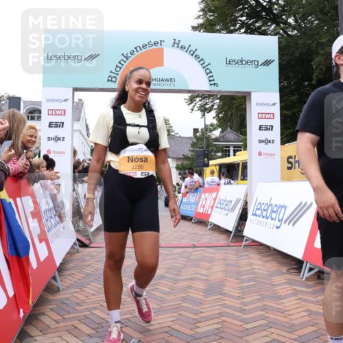 30.08.2026 - Blankeneser Heldenlauf Lena Gebhardt http://msf.ph/oto/10057975 30.08.2026 12:20:07 Ziel 2040, 2280, 2476, 2914, 2915, 4244, 4253, 4301 meine-sportfotos.de