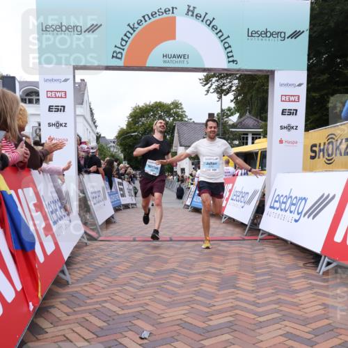 30.08.2026 - Blankeneser Heldenlauf Lena Gebhardt http://msf.ph/oto/10057995 30.08.2026 12:20:11 Ziel 2040, 2280, 2476, 4244, 4253 meine-sportfotos.de