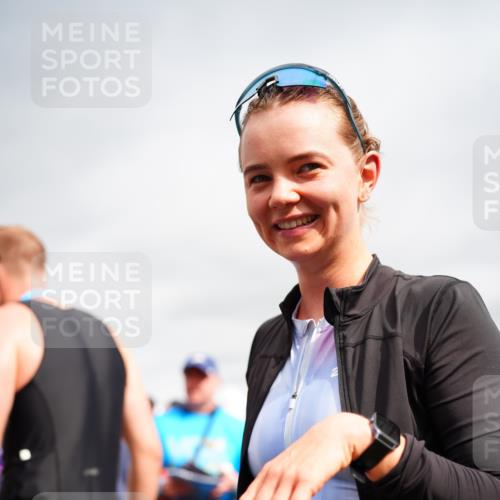 30.08.2026 - Elbe Triathlon Hamburg LAZAROV Photography http://msf.ph/oto/10058054 30.08.2026 11:24:48 Ziel 856 meine-sportfotos.de