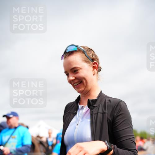 30.08.2026 - Elbe Triathlon Hamburg LAZAROV Photography http://msf.ph/oto/10058059 30.08.2026 11:24:49 Ziel 712, 856 meine-sportfotos.de