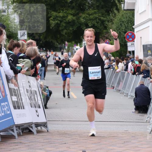 30.08.2026 - Blankeneser Heldenlauf Lena Gebhardt http://msf.ph/oto/10058077 30.08.2026 12:20:32 Ziel 4293, 4353 meine-sportfotos.de
