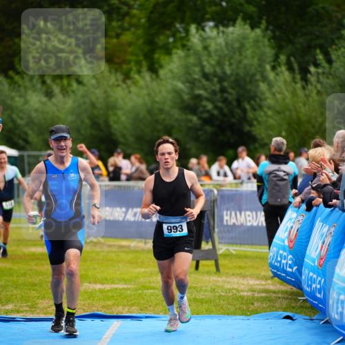 30.08.2026 - Elbe Triathlon Hamburg LAZAROV Photography http://msf.ph/oto/10058123 30.08.2026 11:25:14 Ziel 475, 618, 783, 993 meine-sportfotos.de