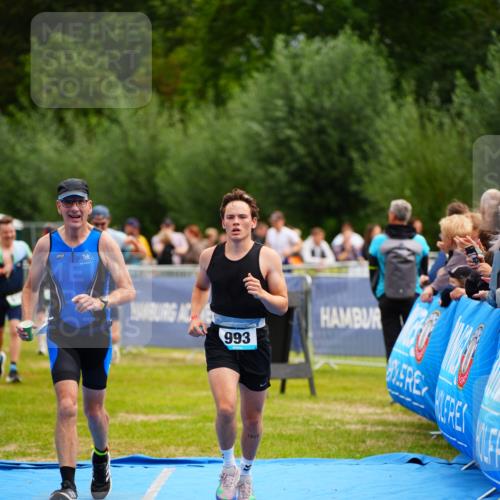 30.08.2026 - Elbe Triathlon Hamburg LAZAROV Photography http://msf.ph/oto/10058126 30.08.2026 11:25:15 Ziel 475, 618, 783, 993 meine-sportfotos.de