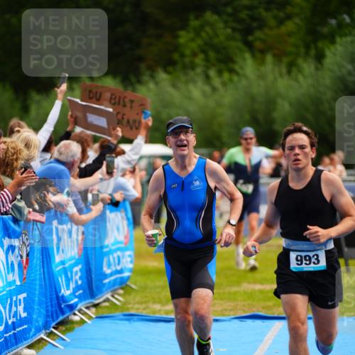 30.08.2026 - Elbe Triathlon Hamburg LAZAROV Photography http://msf.ph/oto/10058130 30.08.2026 11:25:16 Ziel 475, 618, 783, 993 meine-sportfotos.de