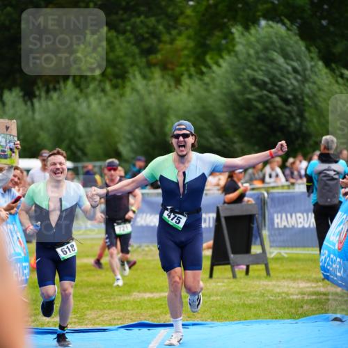 30.08.2026 - Elbe Triathlon Hamburg LAZAROV Photography http://msf.ph/oto/10058138 30.08.2026 11:25:19 Ziel 475, 618, 721, 783, 993, 1007 meine-sportfotos.de
