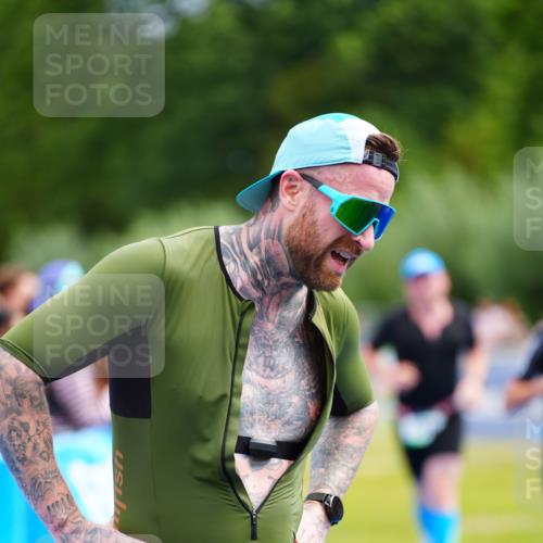 30.08.2026 - Elbe Triathlon Hamburg LAZAROV Photography http://msf.ph/oto/10058189 30.08.2026 11:25:48 Ziel 556, 576, 948, 1144 meine-sportfotos.de