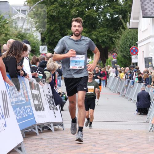 30.08.2026 - Blankeneser Heldenlauf Lena Gebhardt http://msf.ph/oto/10058211 30.08.2026 12:21:13 Ziel 2131, 4454, 4457 meine-sportfotos.de