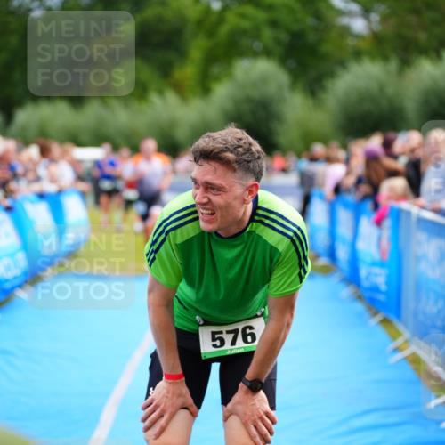 30.08.2026 - Elbe Triathlon Hamburg LAZAROV Photography http://msf.ph/oto/10058215 30.08.2026 11:25:59 Ziel 602, 1176, 1219 meine-sportfotos.de