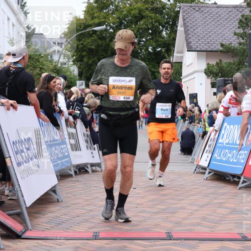 30.08.2026 - Blankeneser Heldenlauf Lena Gebhardt http://msf.ph/oto/10058236 30.08.2026 12:21:19 Ziel 2601, 4393, 4457 meine-sportfotos.de