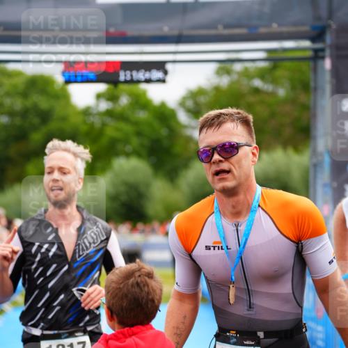 30.08.2026 - Elbe Triathlon Hamburg LAZAROV Photography http://msf.ph/oto/10058242 30.08.2026 11:26:25 Ziel 514, 1079, 1198, 1217 meine-sportfotos.de