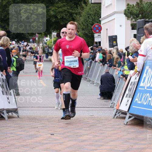 30.08.2026 - Blankeneser Heldenlauf Lena Gebhardt http://msf.ph/oto/10058254 30.08.2026 12:21:28 Ziel 4067, 4374, 4393 meine-sportfotos.de