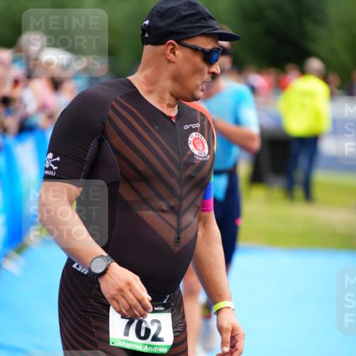 30.08.2026 - Elbe Triathlon Hamburg LAZAROV Photography http://msf.ph/oto/10058313 30.08.2026 11:27:05 Ziel 702, 1110, 1172, 1194 meine-sportfotos.de