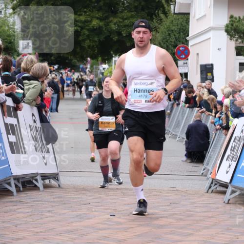 30.08.2026 - Blankeneser Heldenlauf Lena Gebhardt http://msf.ph/oto/10058334 30.08.2026 12:21:51 Ziel 2412, 2472, 4179 meine-sportfotos.de