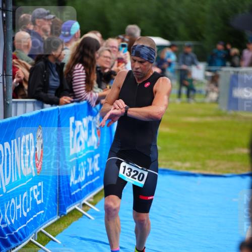 30.08.2026 - Elbe Triathlon Hamburg LAZAROV Photography http://msf.ph/oto/10058335 30.08.2026 11:27:17 Ziel 1320 meine-sportfotos.de
